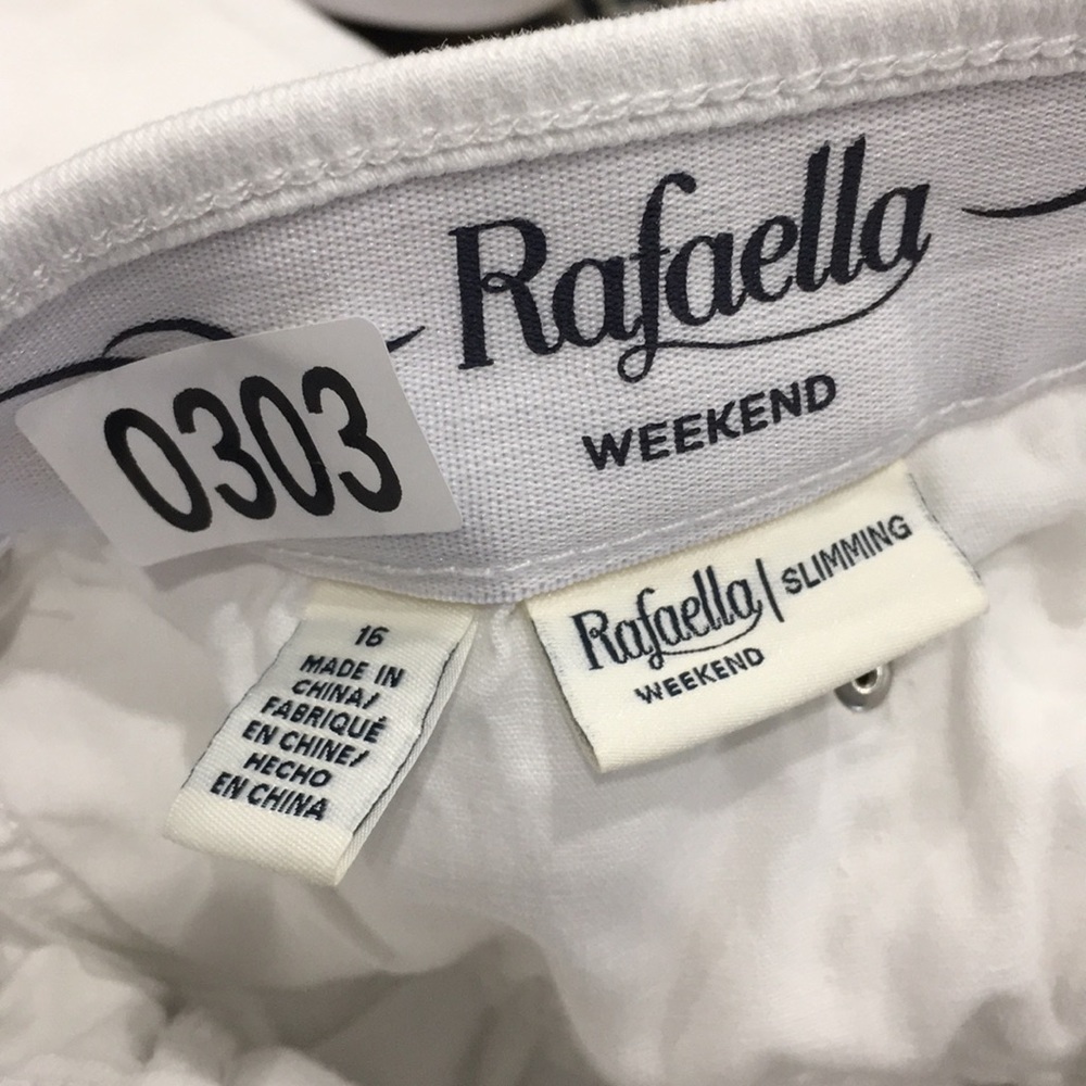 Rafaella Weekend - Picture 3 of 4